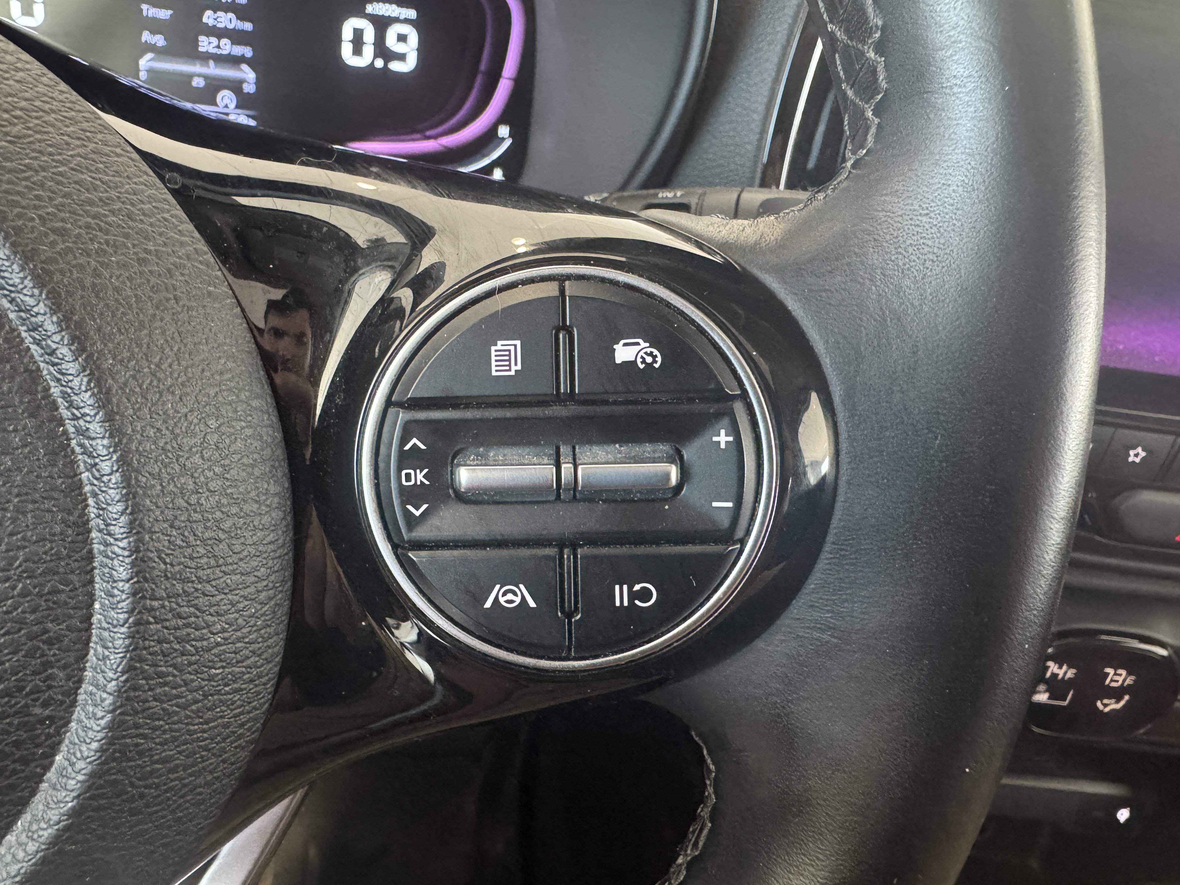 Used 2024 Kia Soul EX w/ Option Group 015 FWD image 12