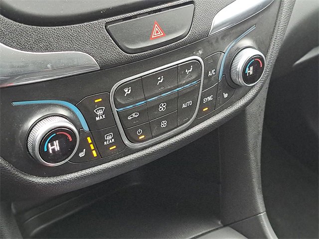 Used 2019 Chevrolet Equinox LT image 16