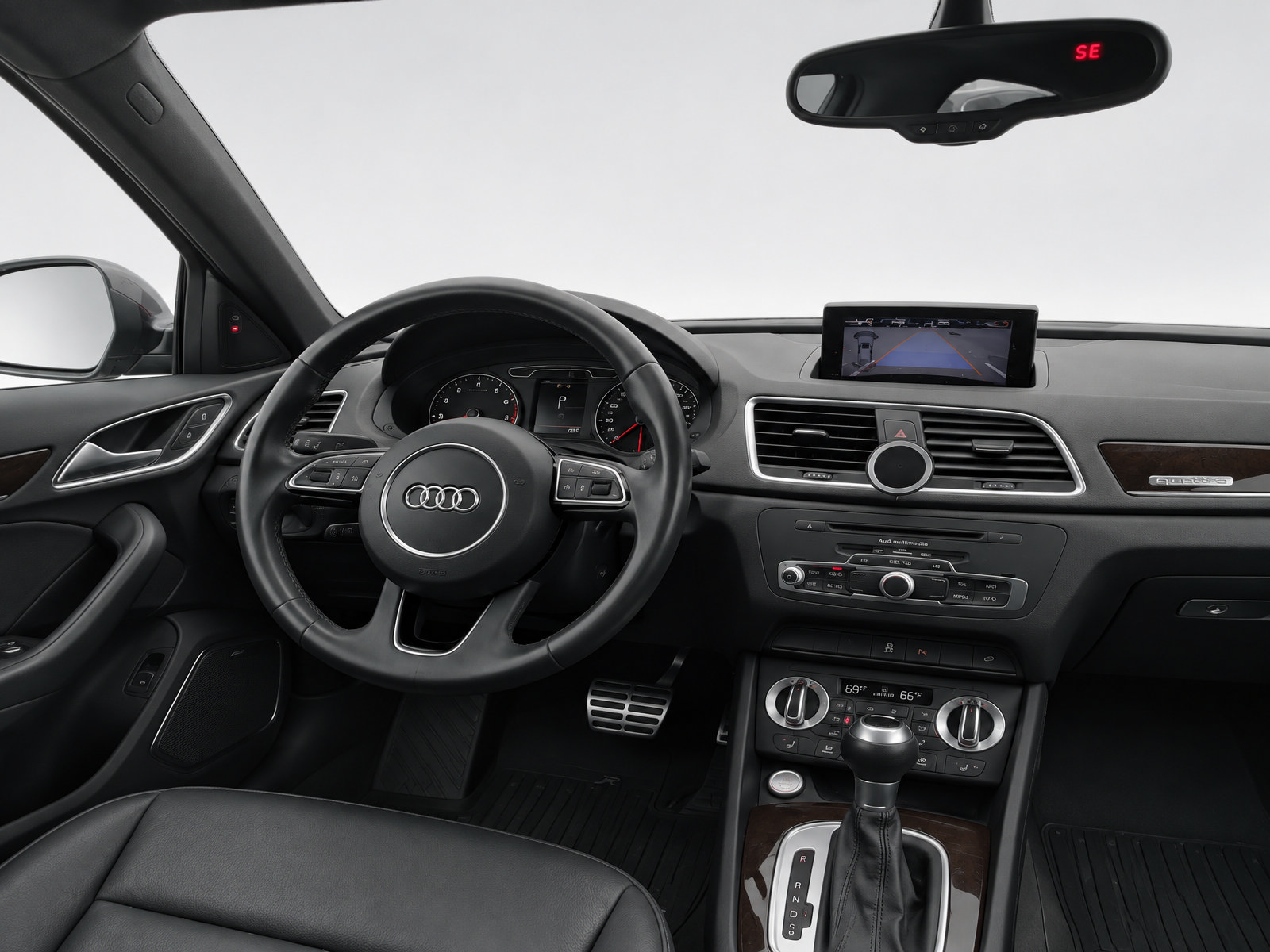 Used 2015 Audi Q3 2.0T Prestige w/ Prestige Package AWD/4WD image 25