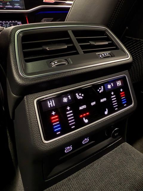 Used 2021 Audi RS 7 Sportback w/ Carbon Optic Package image 38