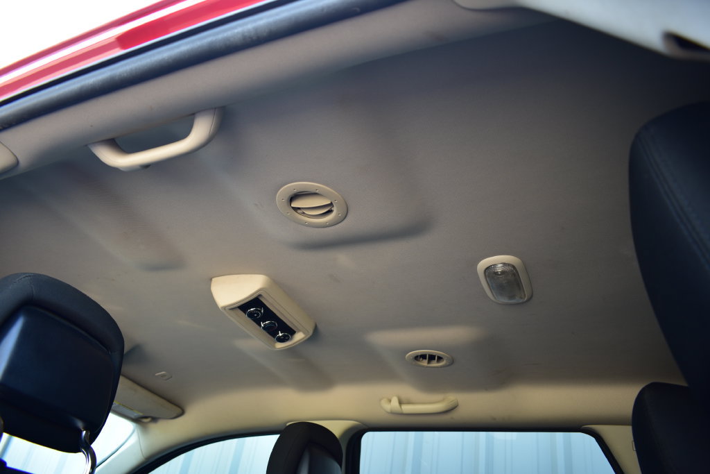 Used 2020 Dodge Journey SE w/ SE Popular Equipment Group FWD image 25