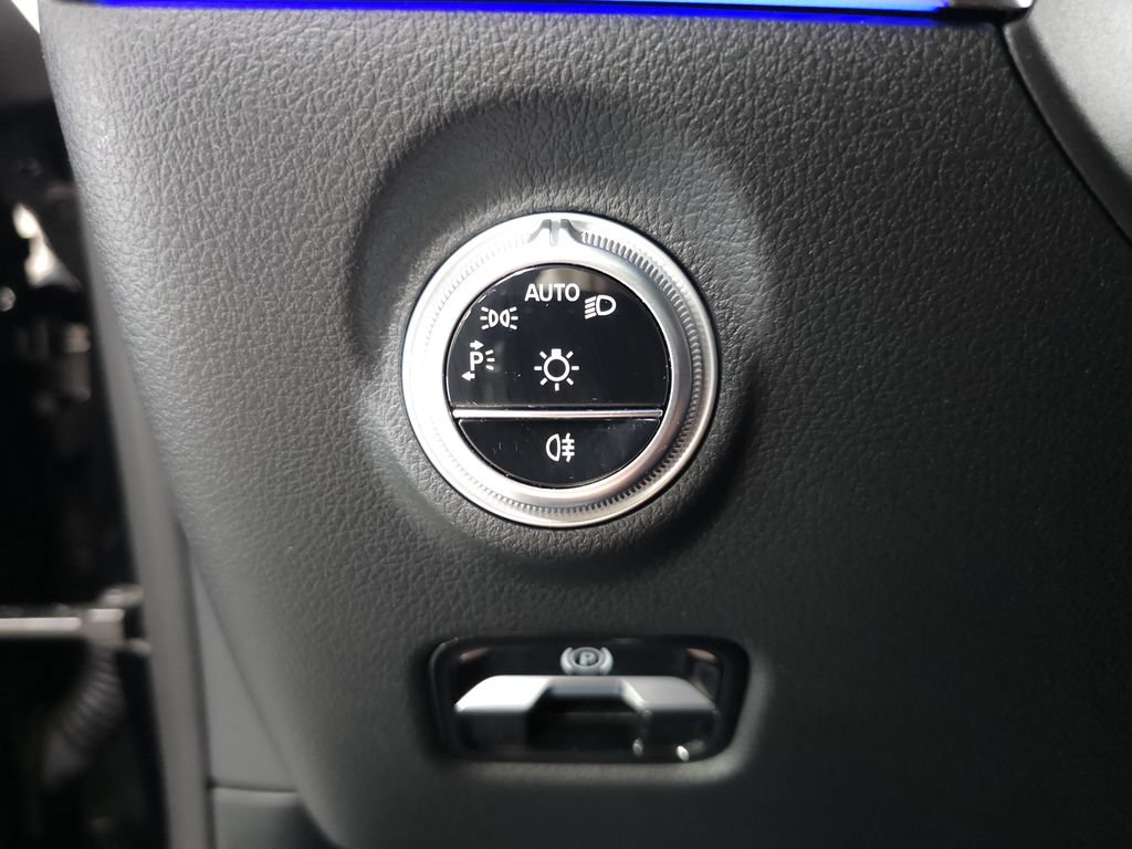 Certified 2024 Mercedes-Benz CLE 300 4MATIC Coupe image 10