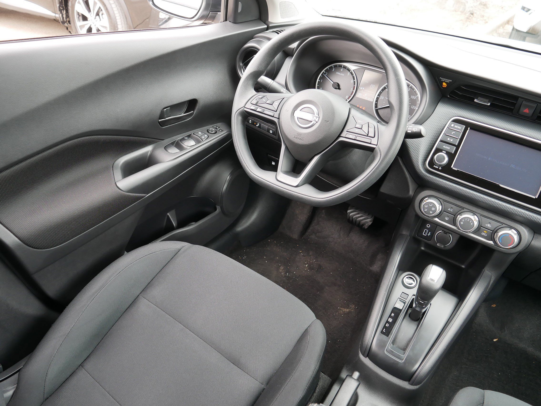 Certified 2023 Nissan Kicks S image 9