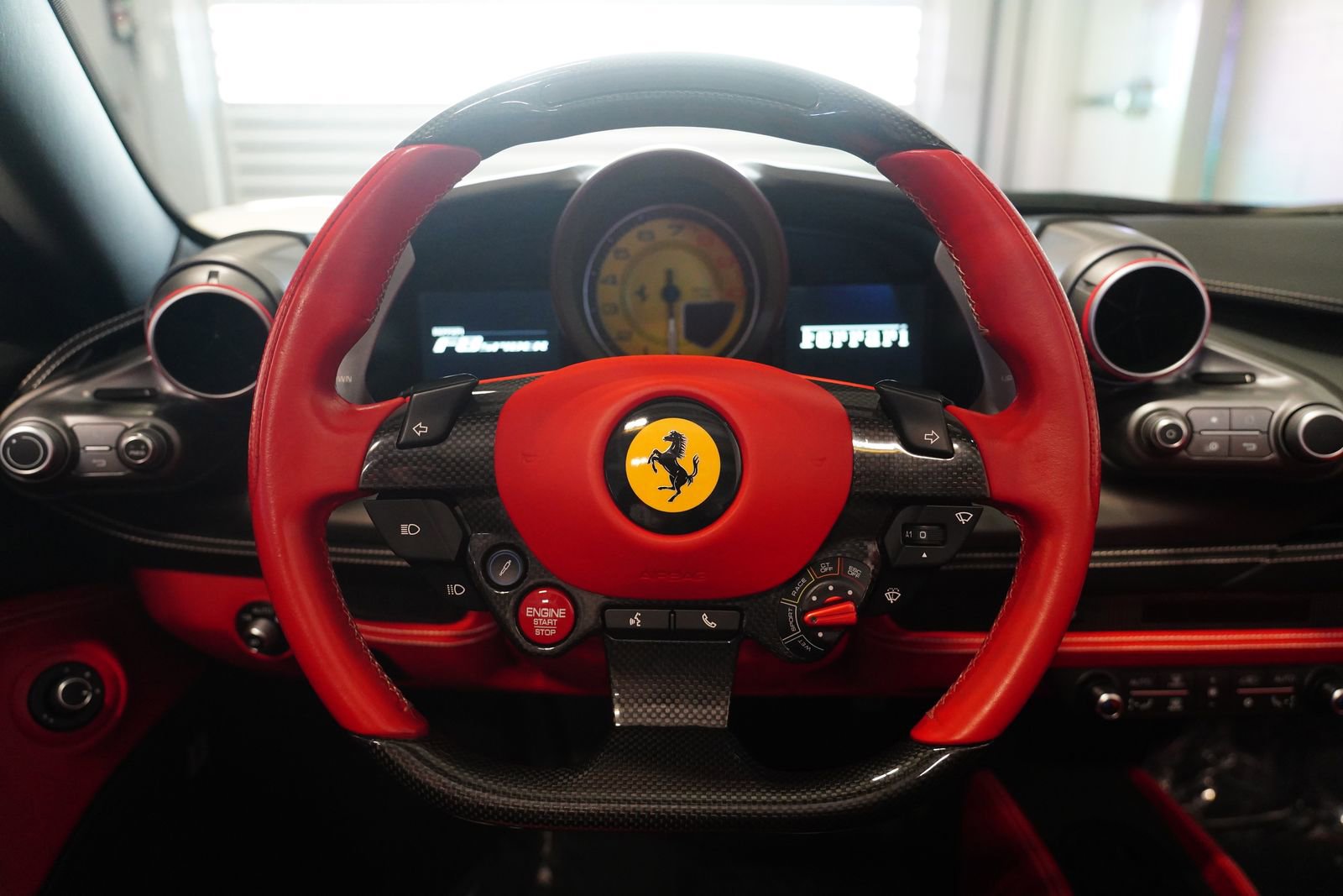 Used 2021 Ferrari F8 Tributo RWD image 18