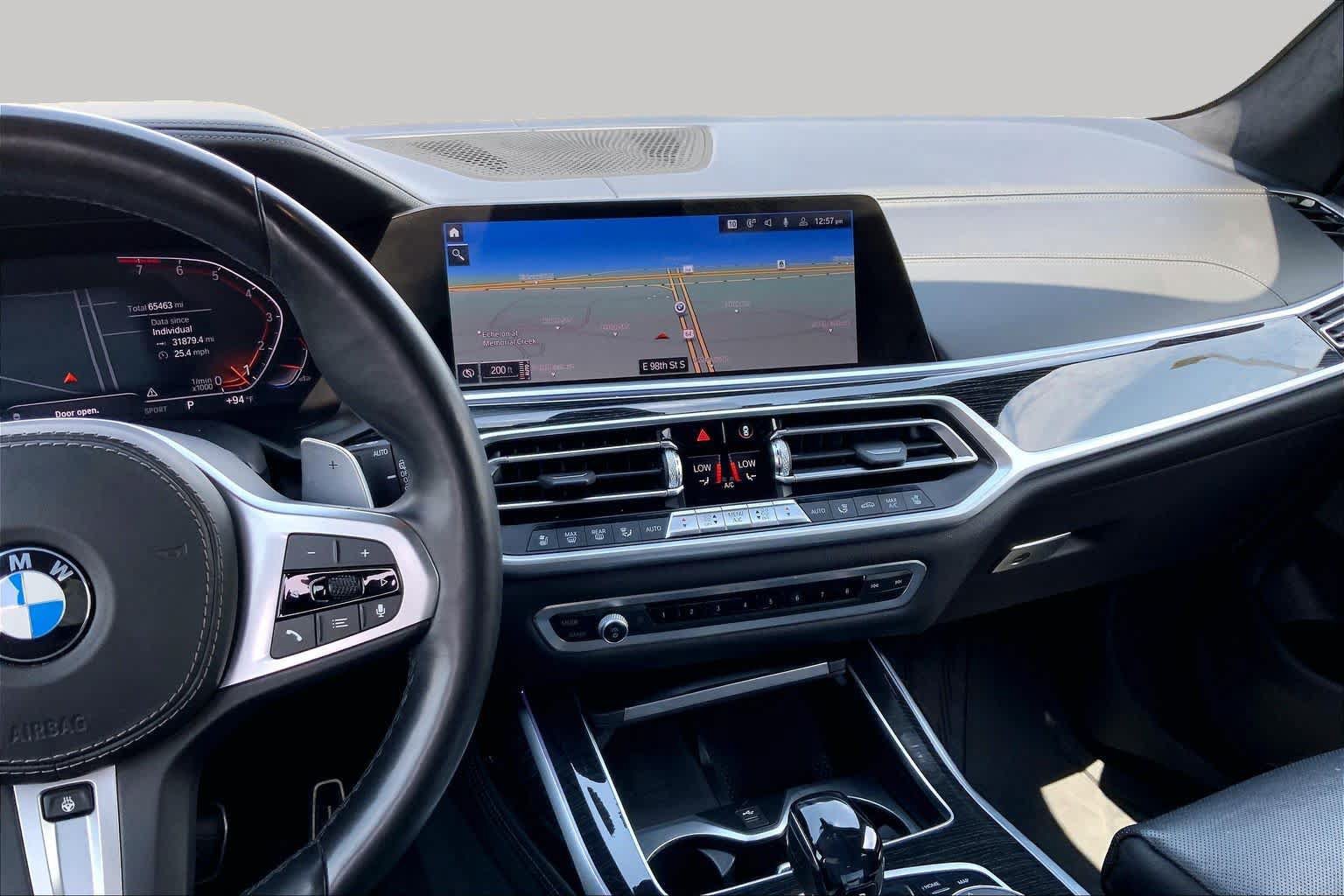 Used 2020 BMW X7 xDrive40i w/ M Sport Package AWD/4WD image 6