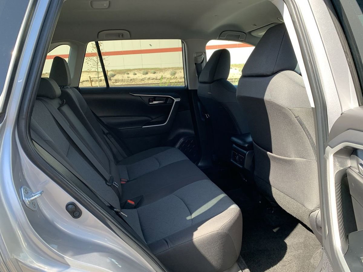 Used 2025 Toyota RAV4 XLE AWD/4WD image 27