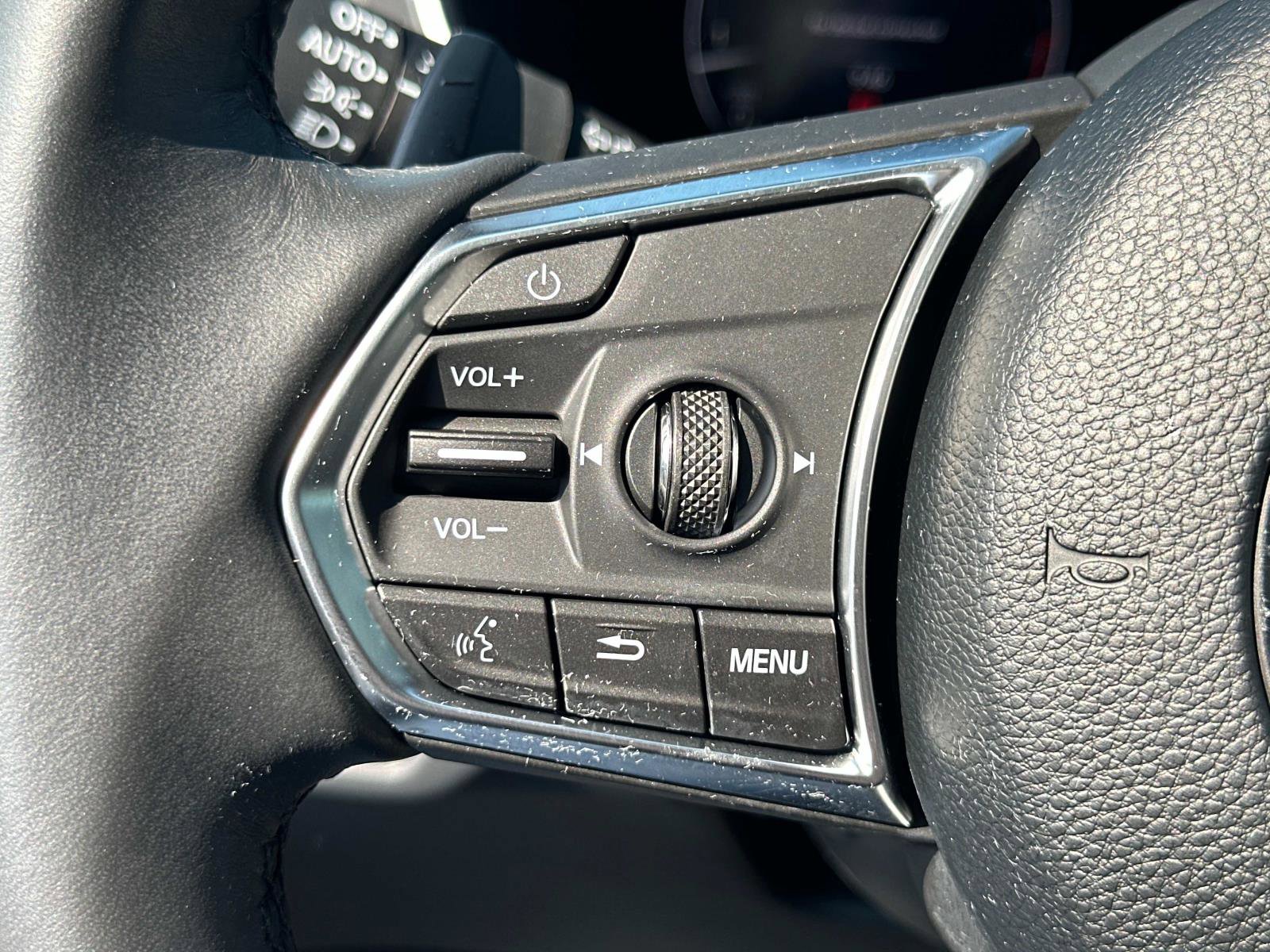 Certified 2025 Acura MDX 3.5L Technology Package image 27