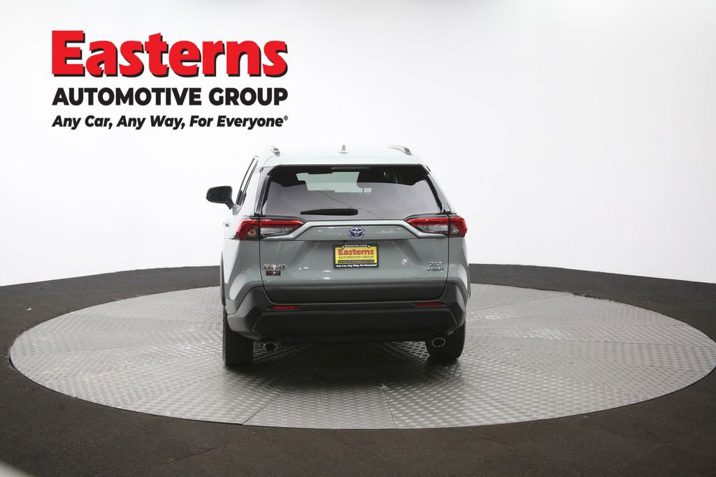 Used 2022 Toyota RAV4 XLE AWD/4WD image 37