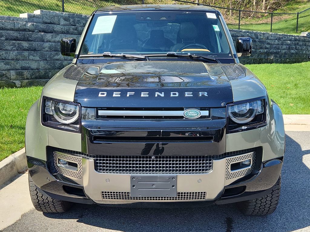 Used 2024 Land Rover Defender 110 X image 8