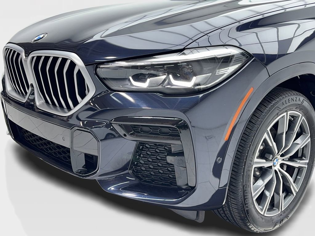 Used 2022 BMW X6 xDrive40i w/ M Sport Package image 5