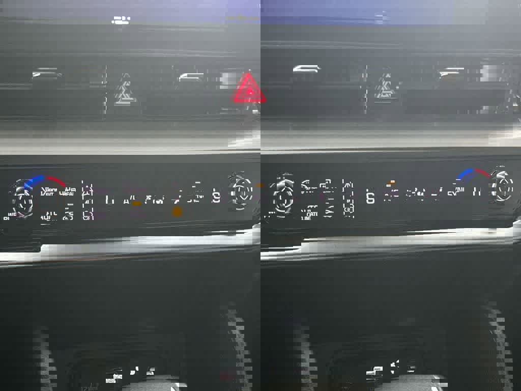 Certified 2024 Kia Sportage EX image 20