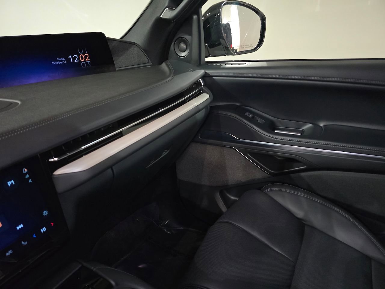 New 2025 Lincoln Navigator L Reserve w/ Jet Appearance Package image 26