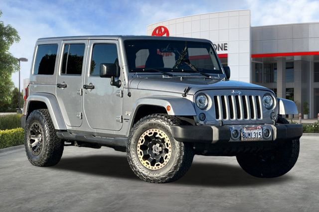 Used 2017 Jeep Wrangler Unlimited Sahara w/ Connectivity Group image 2
