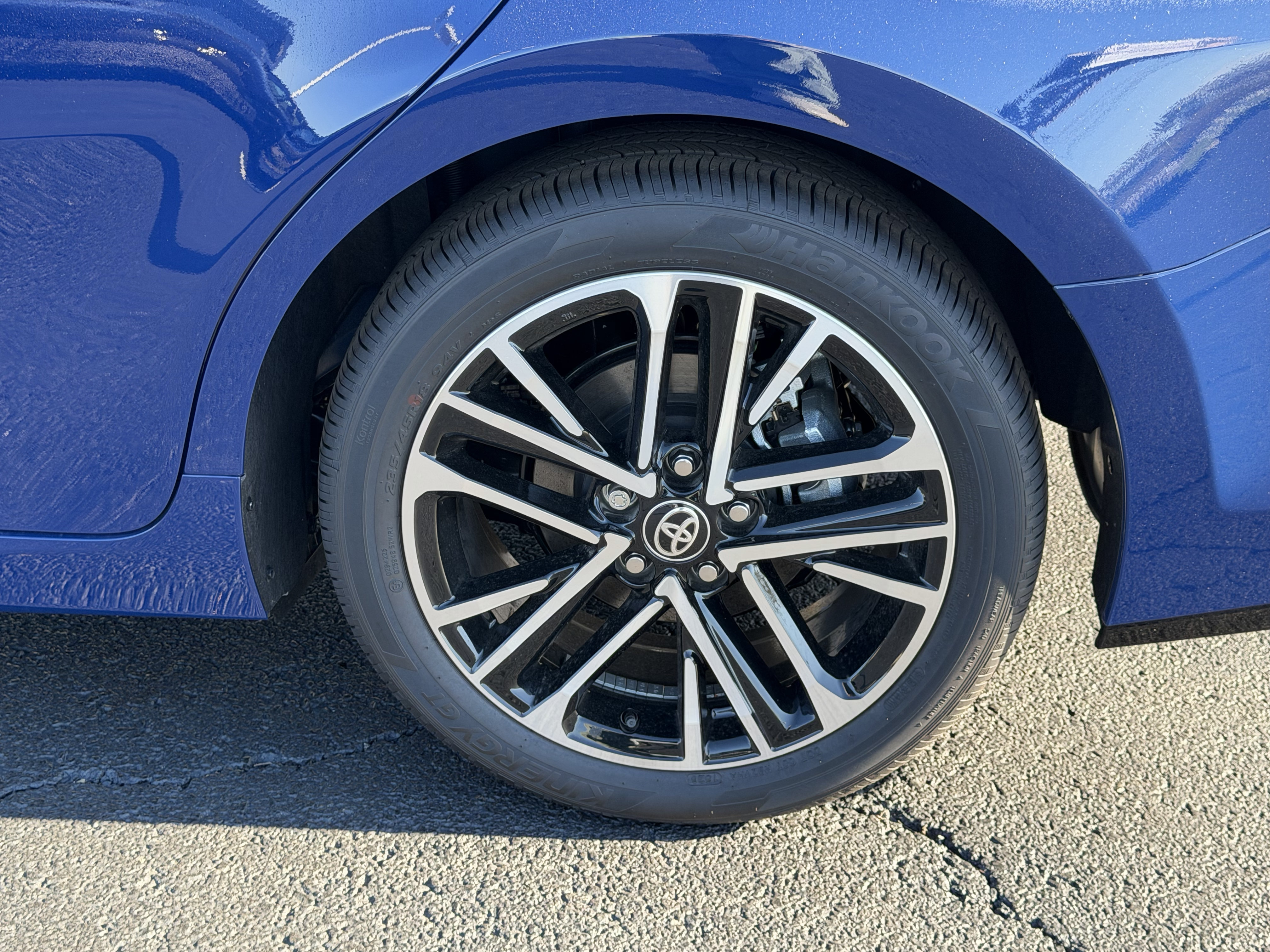 New 2026 Toyota Camry XLE w/ Premium Plus Package FWD image 7