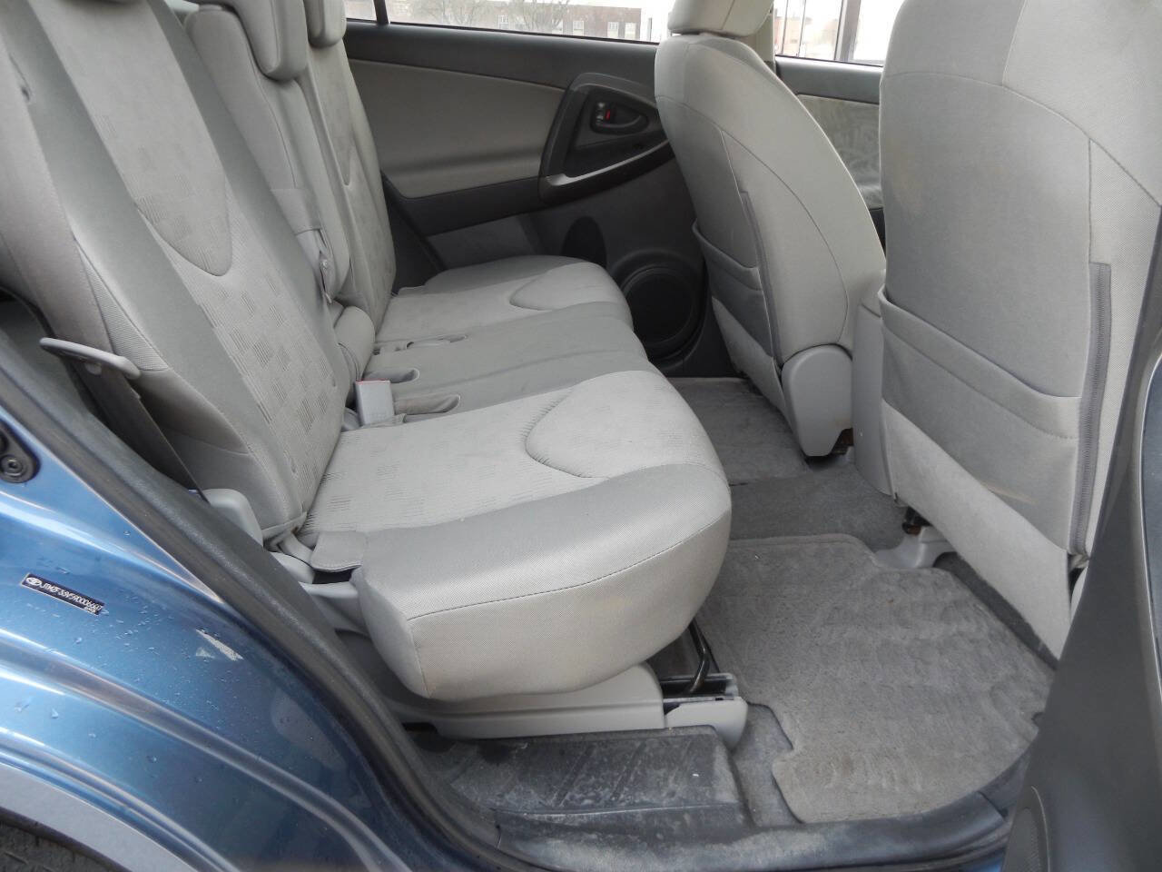 Used 2009 Toyota RAV4 2WD image 32