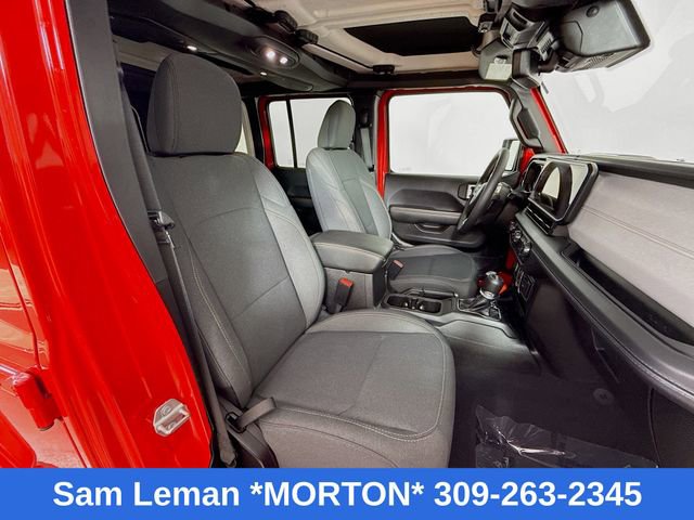 Used 2024 Jeep Wrangler Sahara w/ Technology Group image 27