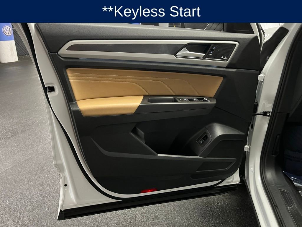 Certified 2022 Volkswagen Atlas Cross Sport SEL Premium R-Line w/ Cross Sport MDO Package AWD/4WD image 20