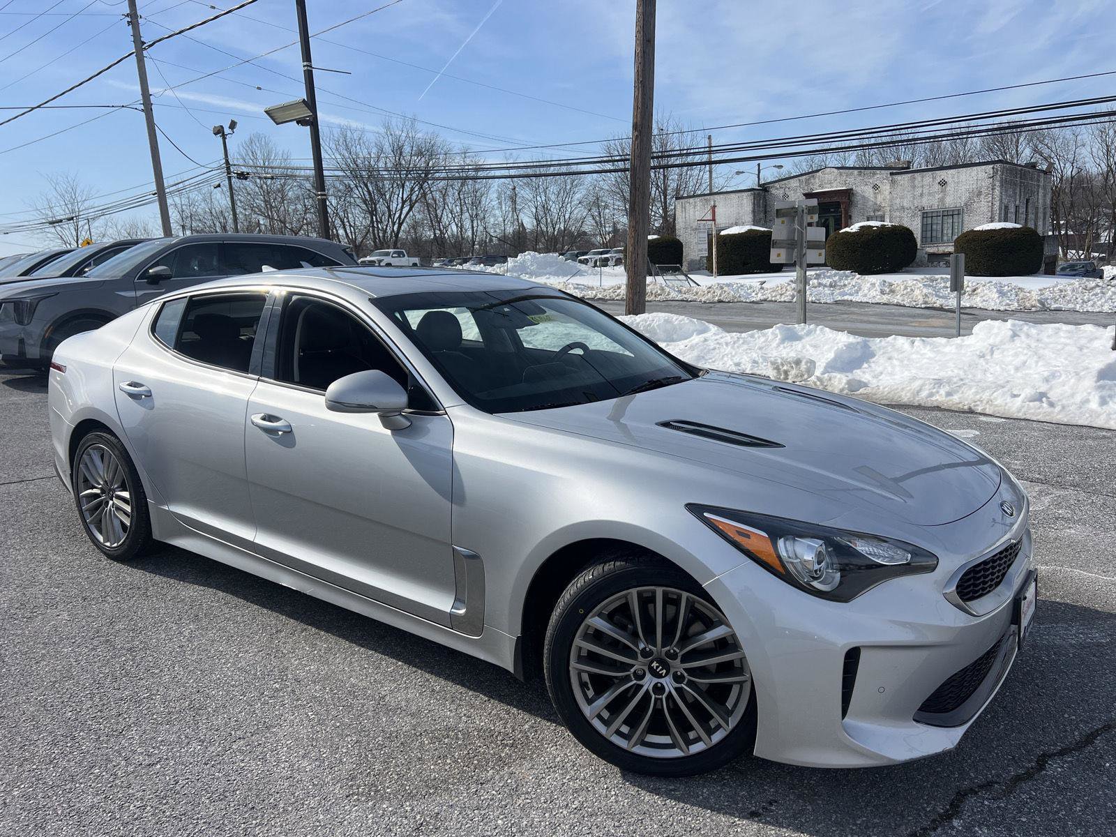 Used 2018 Kia Stinger image 3