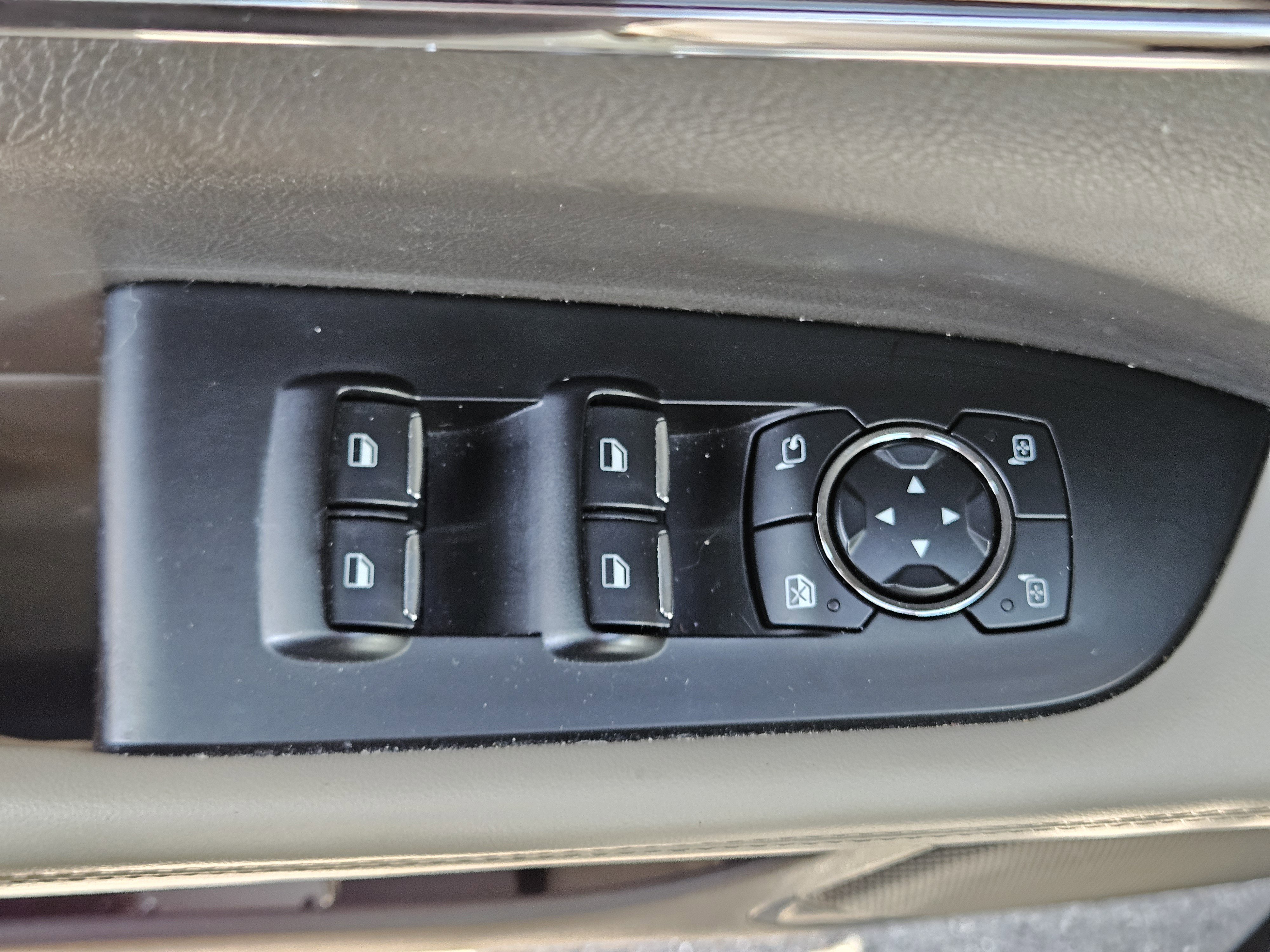 Used 2022 Lincoln Nautilus Reserve image 19