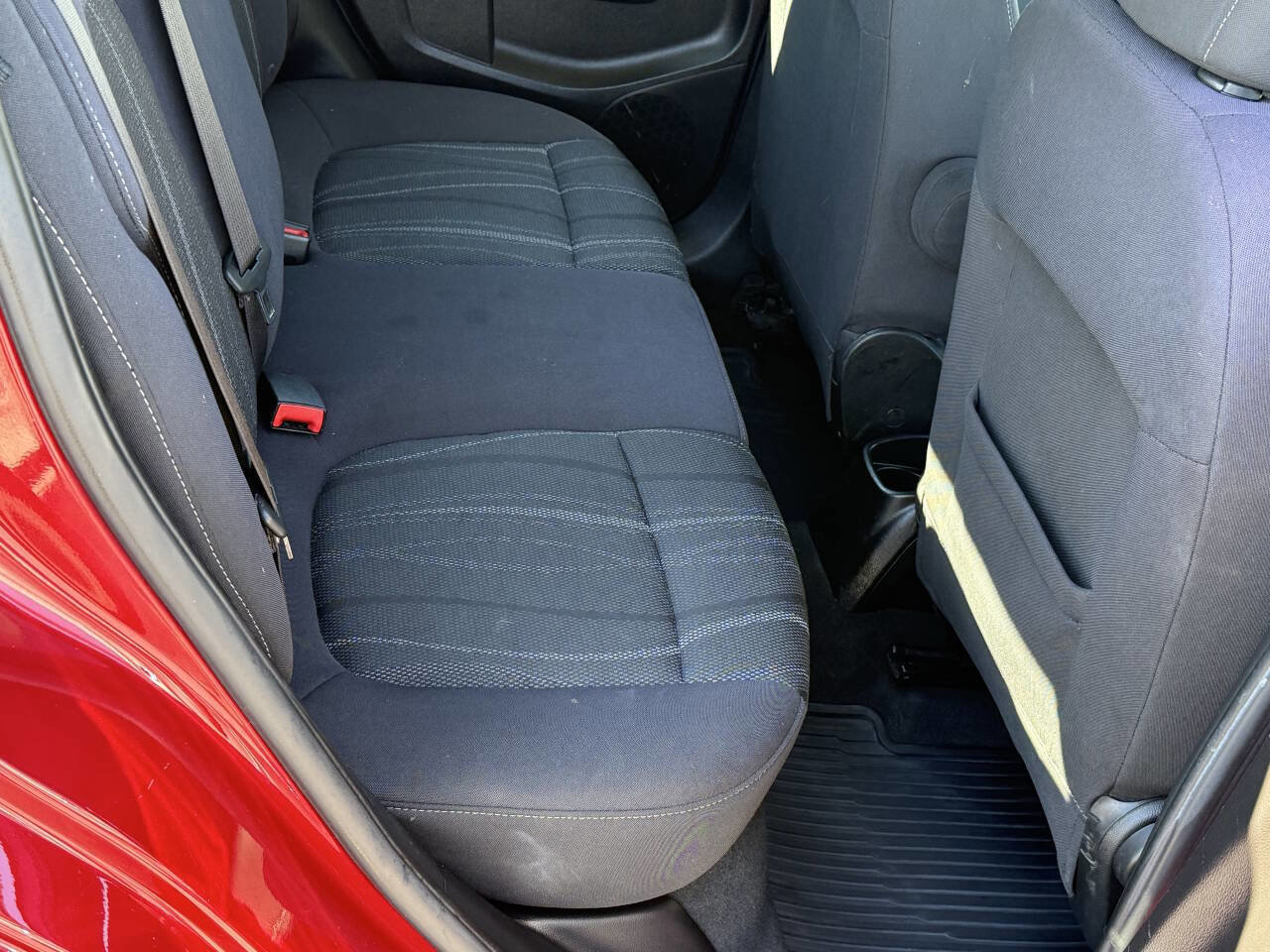 Used 2015 Chevrolet Sonic LT w/ Fun and Sun Package image 19