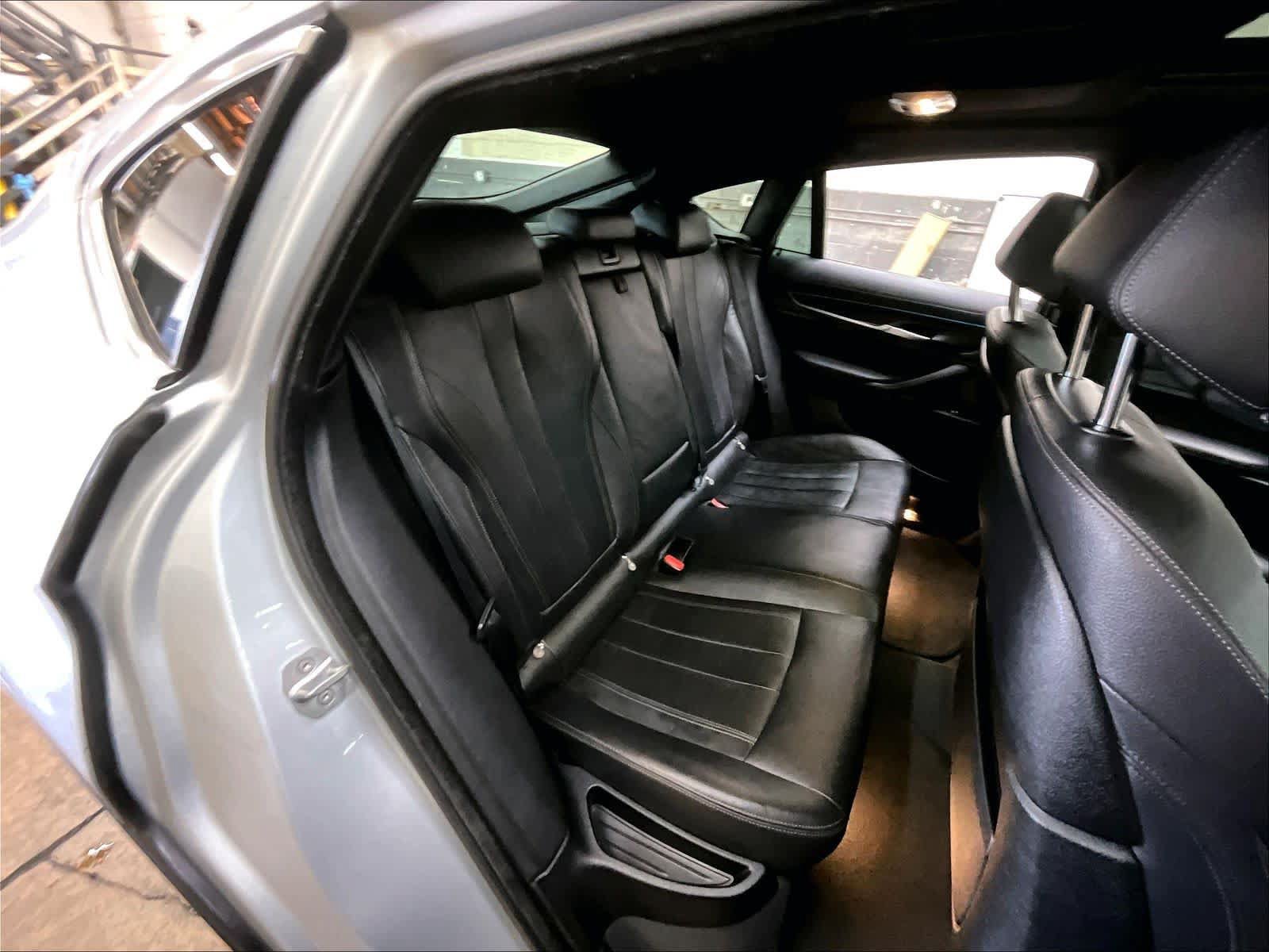 Used 2018 BMW X6 xDrive40i AWD/4WD image 30
