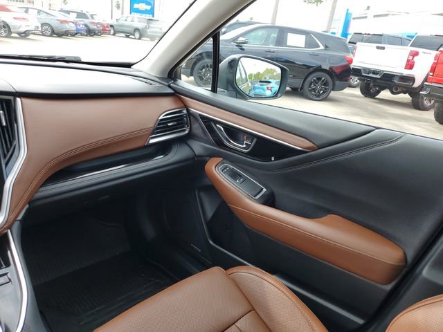 Used 2025 Subaru Outback Touring XT w/ Popular Package #2 image 12