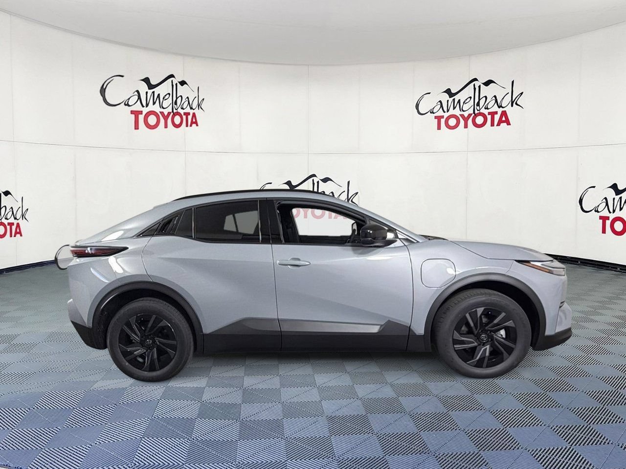 New 2026 Toyota C-HR w/ Cold Weather Package AWD/4WD image 9