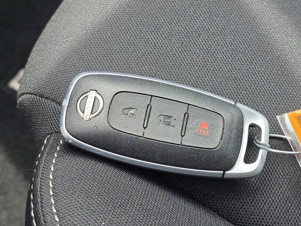 Certified 2023 Nissan Rogue S AWD/4WD image 35