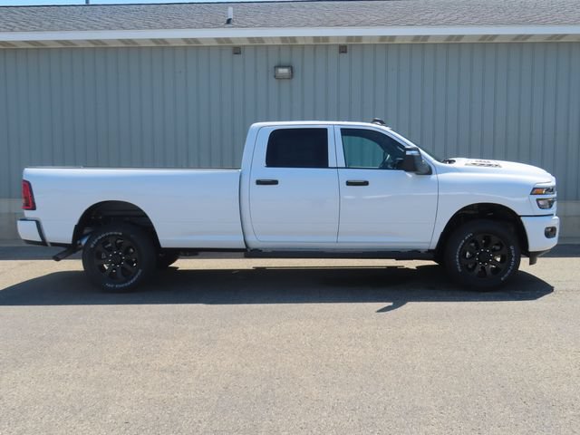 New 2026 RAM 2500 Tradesman AWD/4WD image 2
