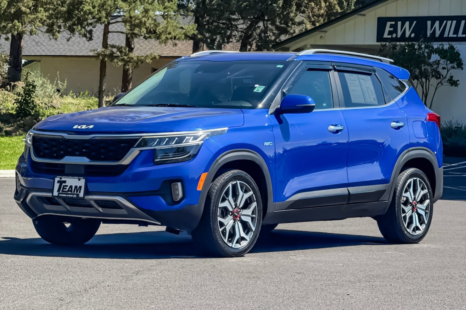 Used 2022 Kia Seltos SX w/ Sunroof Package AWD/4WD image 9