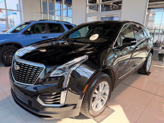 Used 2023 Cadillac XT5 Luxury image 2