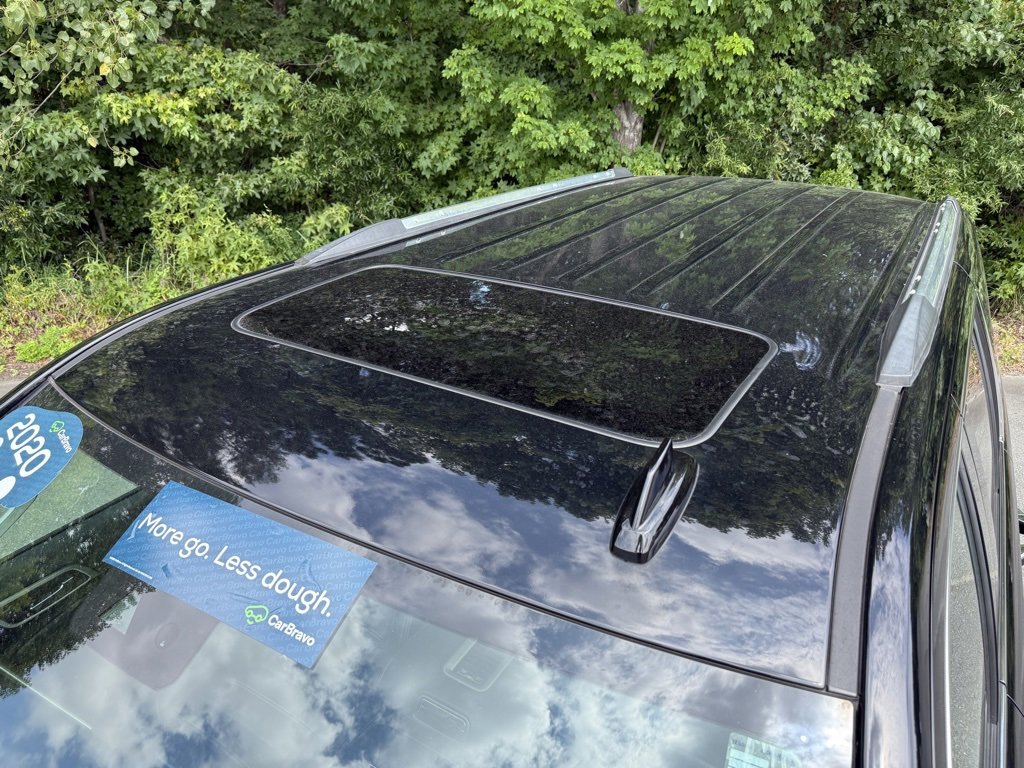 Certified 2020 GMC Yukon Denali w/ Denali Ultimate Package image 11