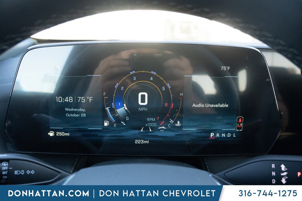 New 2027 Chevrolet Equinox LT w/ Convenience Package II FWD image 3