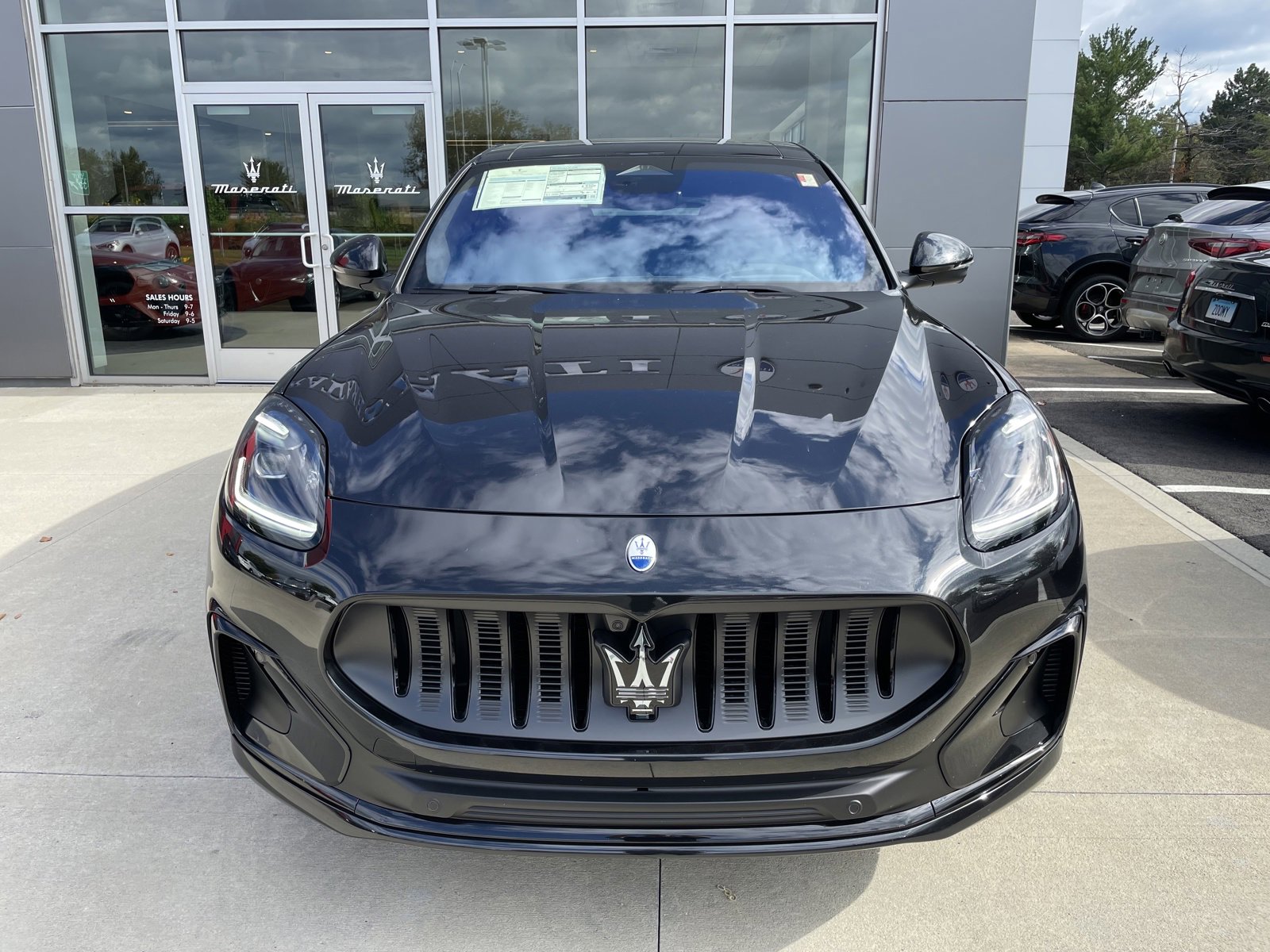 New 2025 Maserati Grecale Folgore image 5