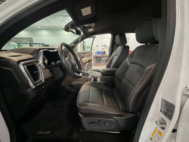 Used 2026 GMC Canyon Denali AWD/4WD image 11