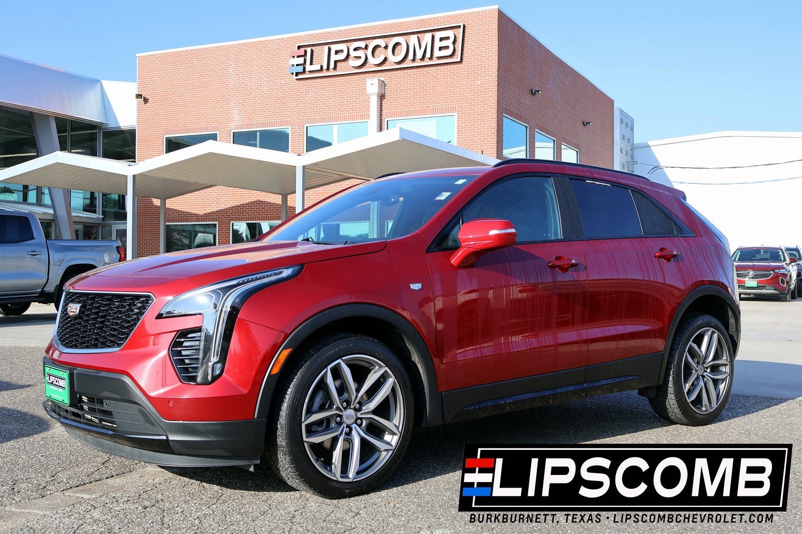 Used 2023 Cadillac XT4 Sport w/ Technology Package image 1