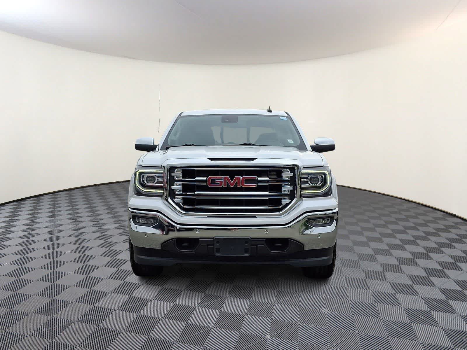 Used 2018 GMC Sierra 1500 SLT AWD/4WD image 3