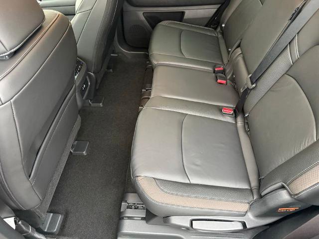 New 2025 Nissan Pathfinder SL image 11