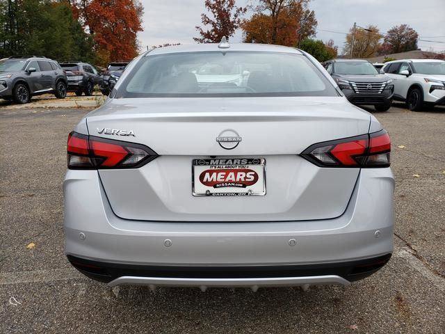 New 2025 Nissan Versa SV w/ Trunk Package FWD image 5