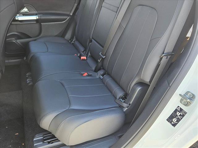 Used 2026 Mercedes-Benz GLB 250 image 15