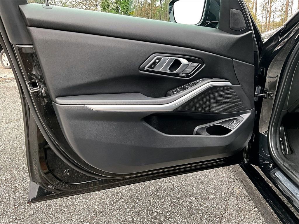 Used 2023 BMW 330i Sedan image 14