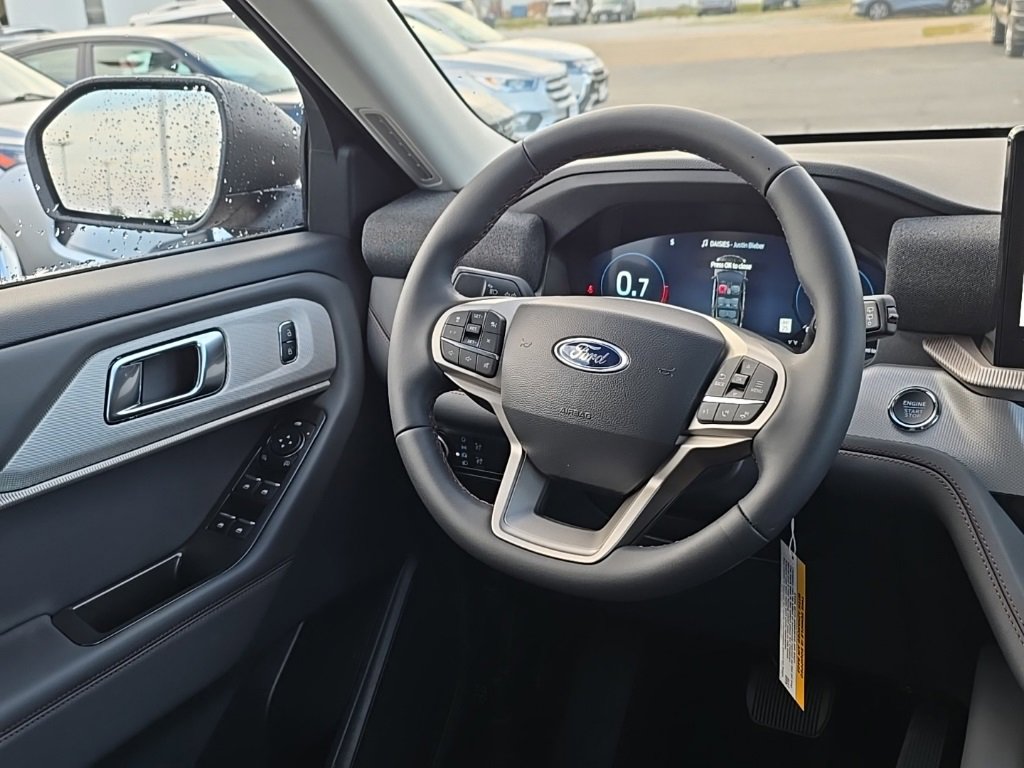 New 2026 Ford Explorer Active image 16