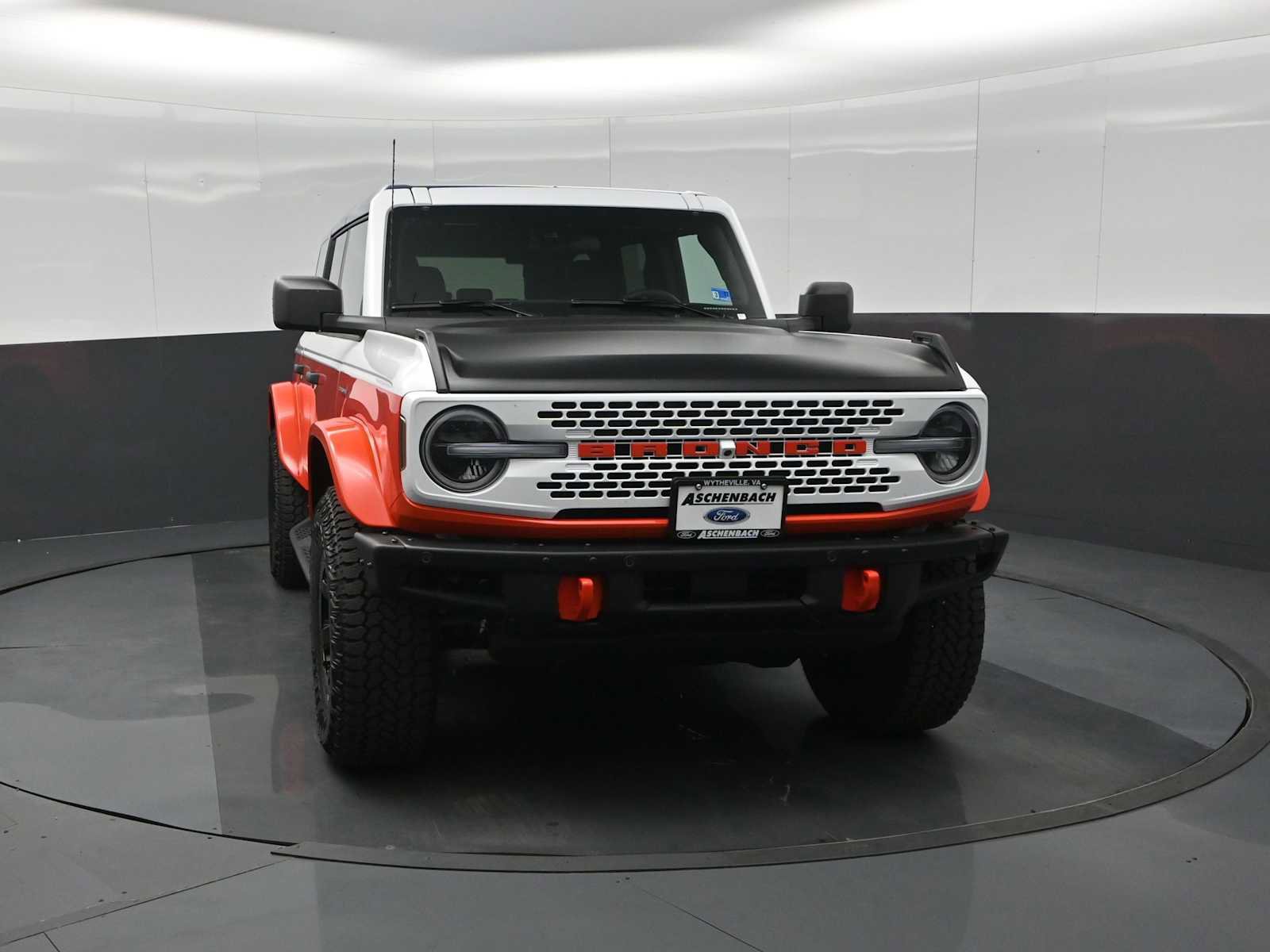 Used 2026 Ford Bronco Stroppe Edition image 3