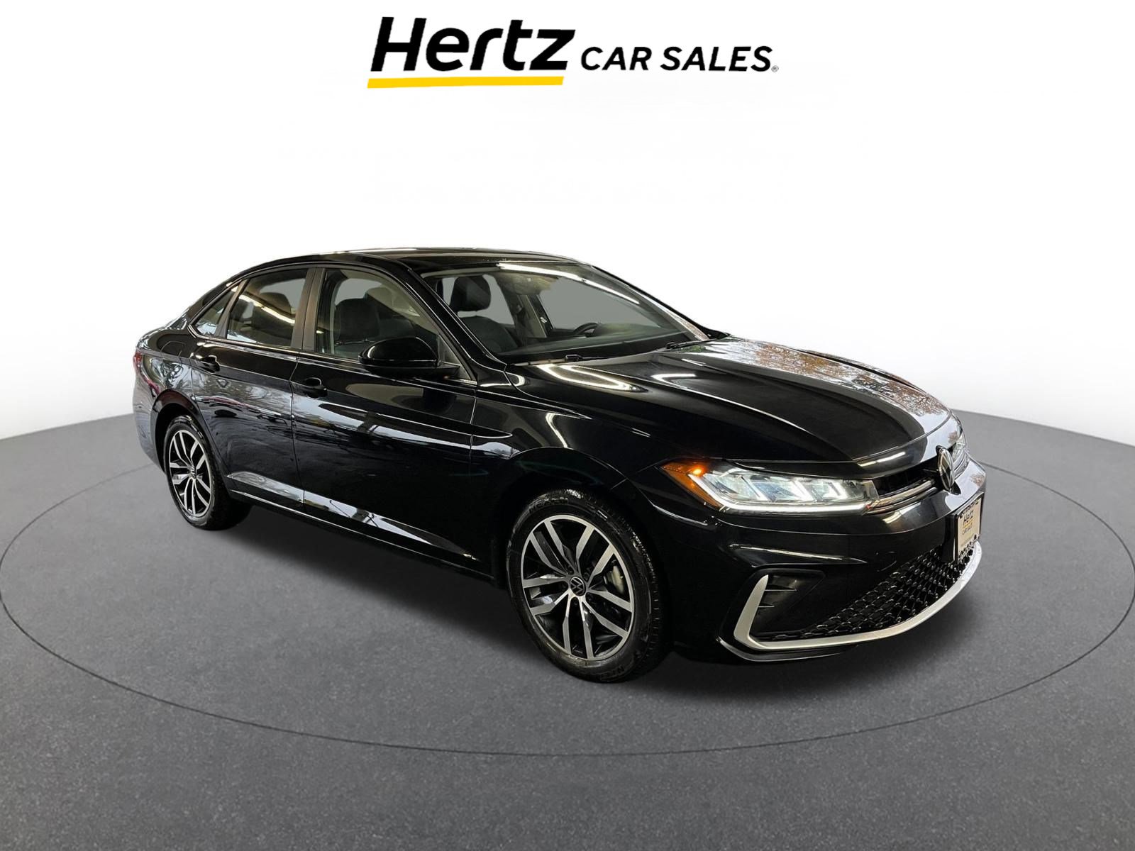 Used 2025 Volkswagen Jetta SE image 1