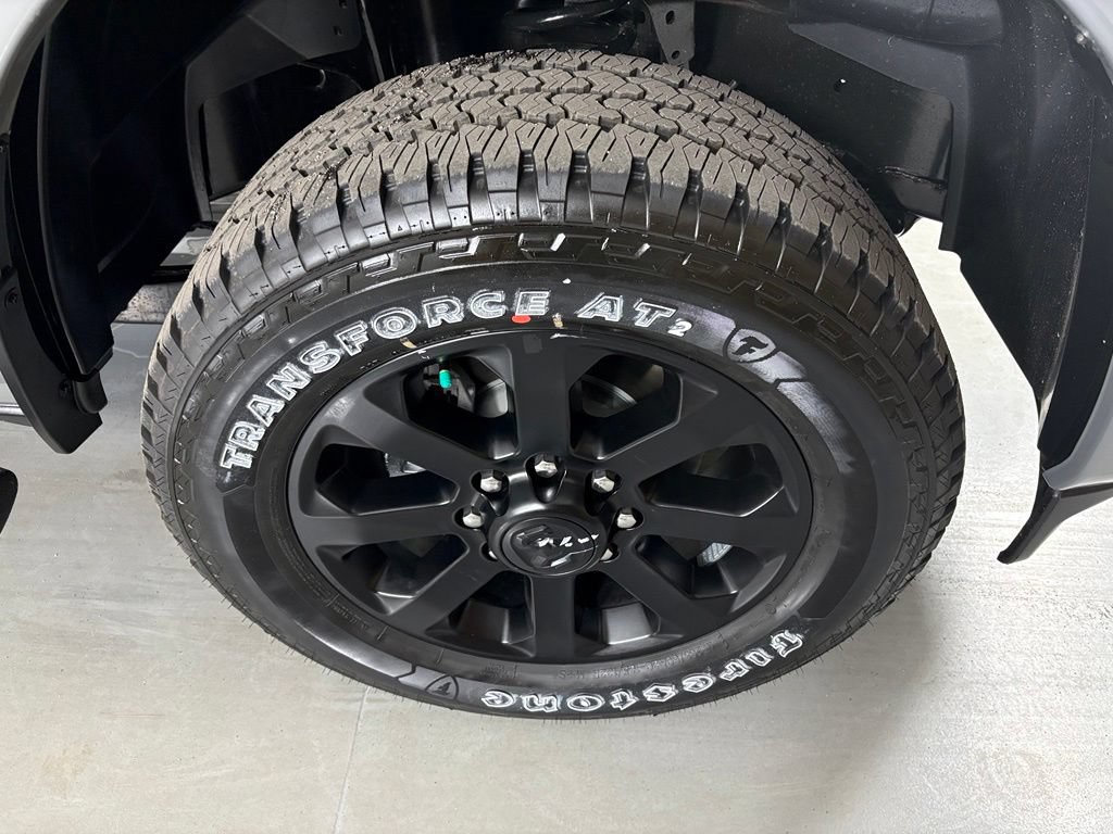 New 2026 RAM 2500 Laramie AWD/4WD image 10
