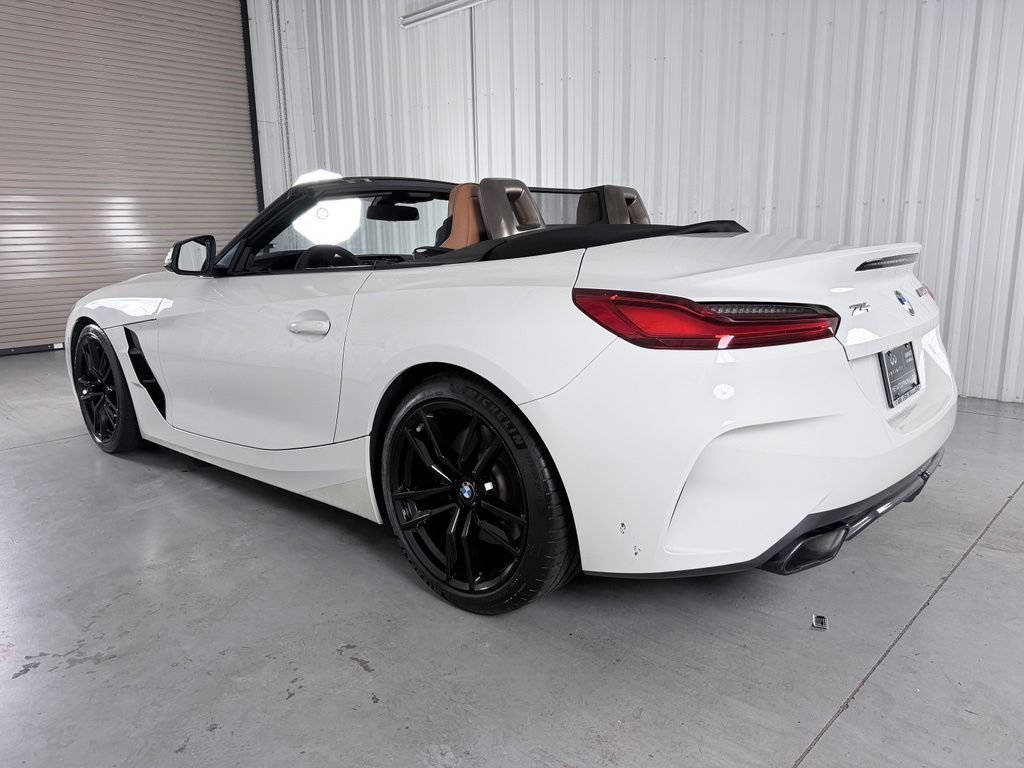 Used 2020 BMW Z4 M40i w/ Executive Package RWD image 16