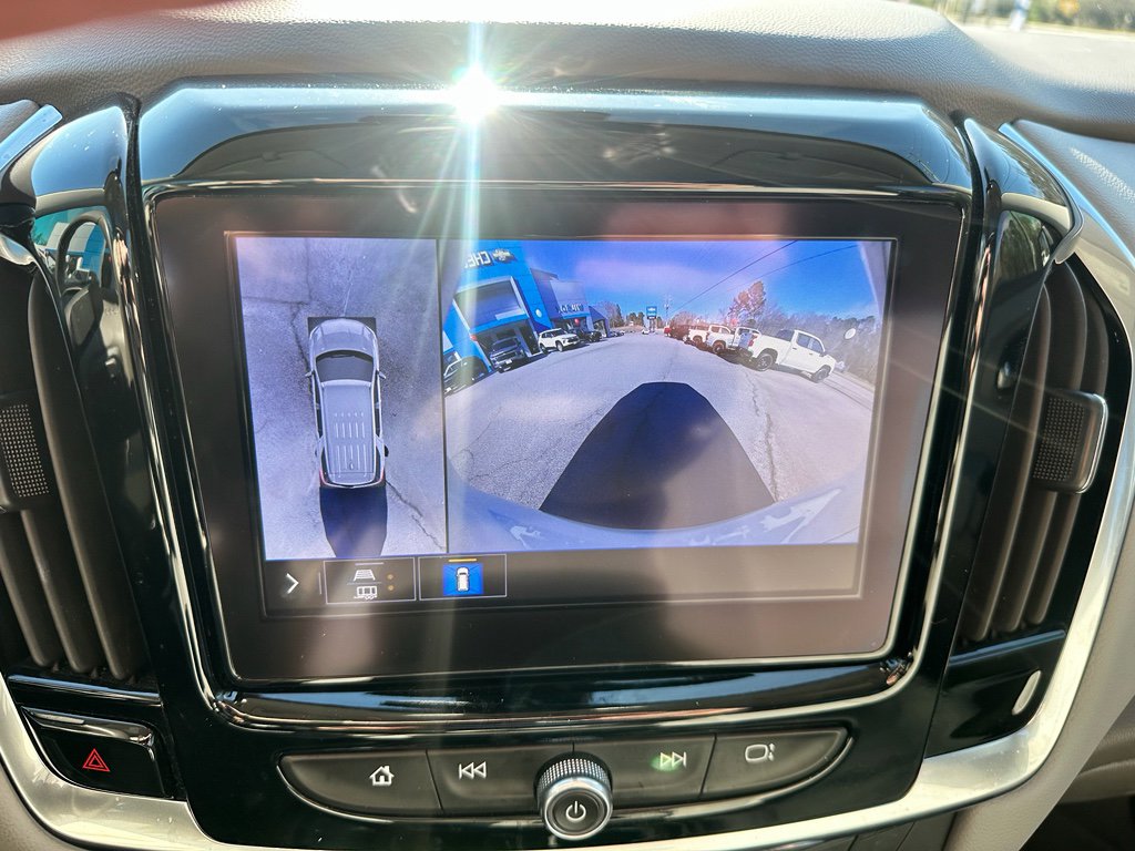 Used 2021 Chevrolet Traverse Premier image 28