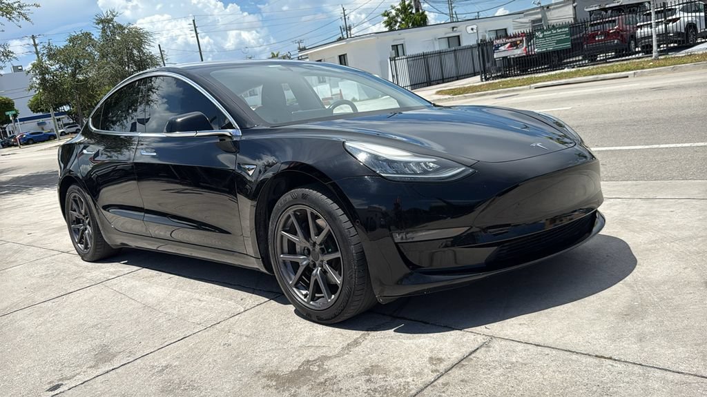 Used 2019 Tesla Model 3 Mid Range RWD image 16