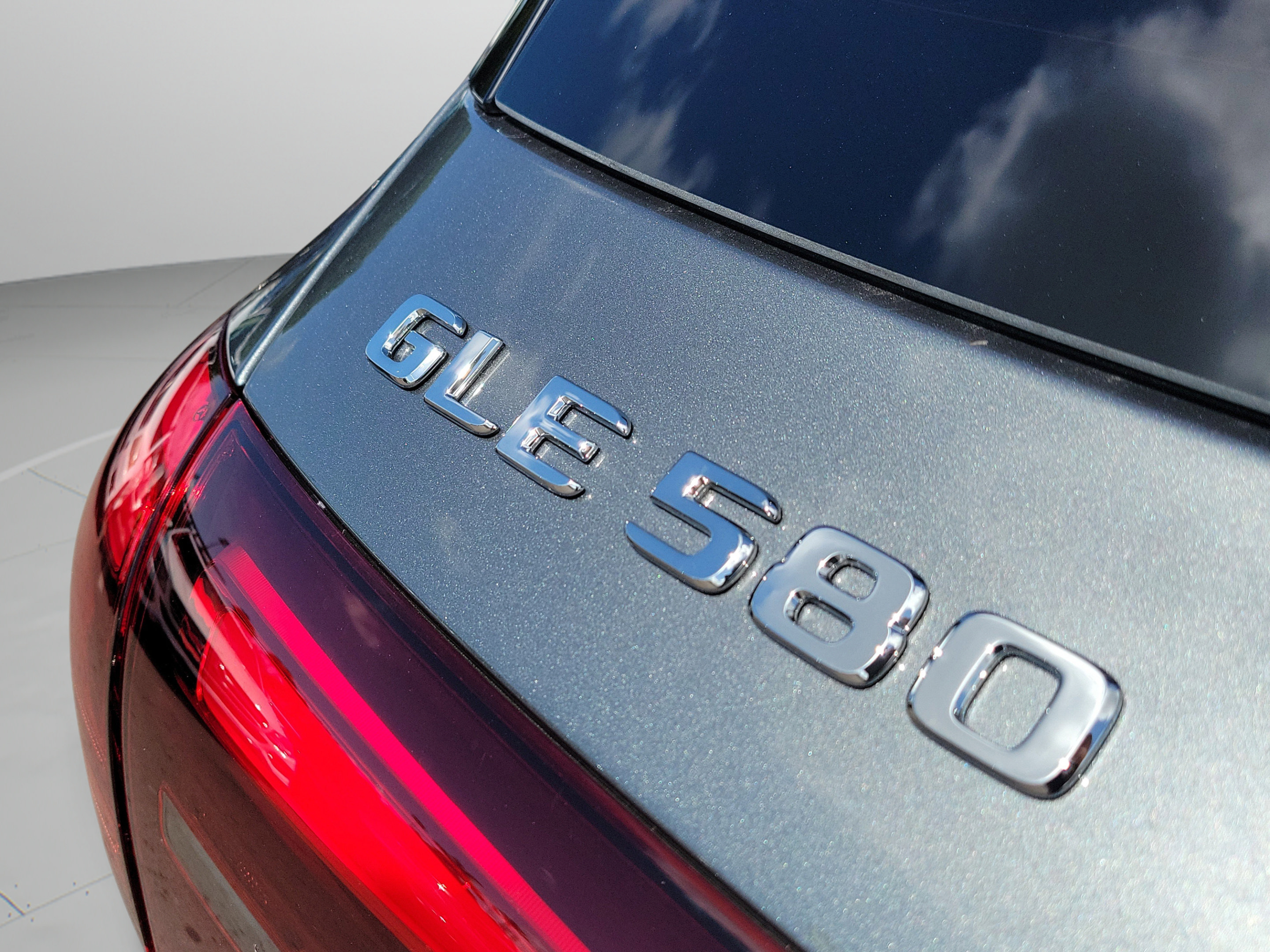 New 2026 Mercedes-Benz GLE 580 4MATIC image 28