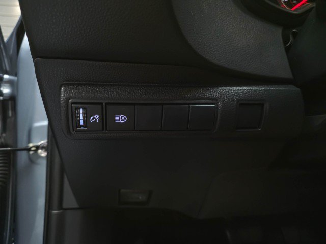 Used 2020 Toyota Corolla SE FWD image 26